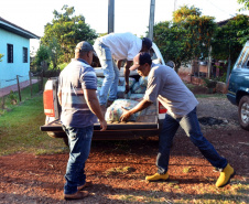 O Governo do Estado reforça o atendimento a comunidades tradicionais neste período de pandemia do coronavírus. Neste mês estão sendo entregues cerca de 1800 cestas básicas a famílias indígenas, quilombolas, ribeirinhos, ilhéus e pescadores artesanais da região Oeste do Paraná. Foto:Neelson Andrade/SUDIS