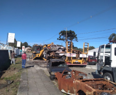SESP retira todos os veículos do pátio da Delegacia de Piraquara. Foto:SESP