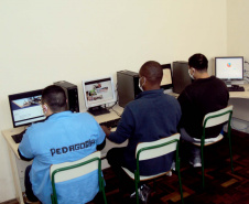 Presos do Paraná cursam ensino superior à distância com bolsa de estudo. Foto:Depen