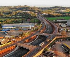 obra entre Irere e LondrinaFoto Gilson Abreu