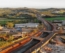 obra entre Irere e LondrinaFoto Gilson Abreu