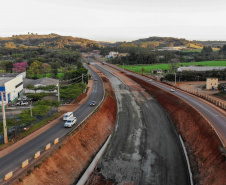 obra entre Irere e LondrinaFoto Gilson Abreu