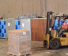 Governo entrega cestas básicas a catadores de materiais recicláveis. Foto: SUDIS