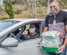 Funcionários voluntários da Copel doaram 685 cestas básicas para a campanha “Menos eu, mais nós”, organizada pelo Governo do Estado do Paraná para auxílio às comunidades que passam por dificuldades no período da pandemia. Foto: Copel