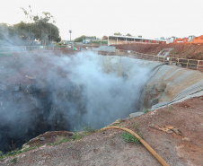 Construção de um túnel de 1,2 mil metros de extensão e oito metros de diâmetro, saindo do Parque de Exposições Jayme Canet Júnior e seguindo até o Rio Marrecas, pouco à frente do bairro Padre Ulrico. O túnel vai agilizar o escoamento da água para evitar que outros rios sejam represados e provoquem alagamentos na cidade de Francisco Beltrao. Foto: Geraldo Bubniak/AEN