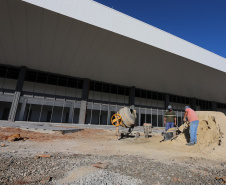 Obras da nova rodoviária de Francisco Beltrao com mais de 6.300 m²,  que contará 12 plataformas para ônibus, além de lojas, guichês, restaurantes, espaço para taxistas e mototaxistas, jardim no centro e salas de espera para os usuários. A construcao do Terminal Rodoviario faz parte do Plano de Apoio ao Desenvolvimento dos Municipios - PAMFoto: Geraldo Bubniak/AEN