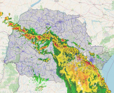 Tempestades registradas pelos radares meteorológicos do Simepar associadas ao ciclone ocorrido às 16h40 do dia 30 de junho de 2020 no Estado do Paraná - FONTE: Simepar (2020).