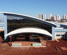 Obras do Hospital da Criança de Maringá,   serao 160 leitos, sendo 20 de UTI, a área construída é de aproximadamente 23 mil metros quadrados e está no espaço do antigo aeroporto da cidade, doado pela União ao município. O local tem cerca de 90 mil metros quadrados. -  04/08/2020 -  Foto: Geraldo Bubniak/AEN