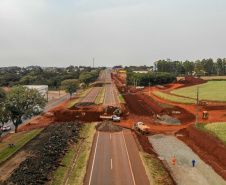 Construção de trincheira em Santa Terezinha do Itaipu.