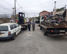 139 veículos são retirados do pátio da Delegacia de Campo Largo
. Foto:SESP