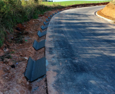 Obras rodoviárias levam segurança e desenvolvimento a Castro - Estrada do Socavão. Foto:Alessandro Vieira