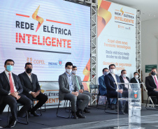 O governador Carlos Massa Ratinho Junior e o presidente da Copel, Daniel Slaviero, lançam o Programa Rede Elétrica Inteligente, em Curitiba. 