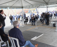 O governador Carlos Massa Ratinho Júnior inaugura nesta terça-feira (22),  o novo berço 201, no Porto de Paranaguá. Com investimentos de R$ 201,7 milhões, a ampliação do cais vai aumentar em 140% a capacidade atual de movimentação e autoriza a contratação do projeto para obras de derrocamento submarino do maciço rochoso conhecido como Palanganas. A remoção permitirá o aprofundamento do canal de acesso ao porto em até 14,60 metros. Paranagua, 22/09/2020 - Foto: Geraldo Bubniak/AEN