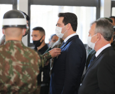 O Governador Carlos Massa Ratinho Junior recebe, nesta quinta-feira (24),  a medalha Exercito Brasileiro no Forte do Pinheirinho.  Curitiba, 24/09/2020. Foto: Geraldo Bubniak/AEN