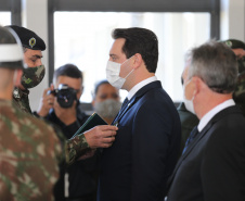 O Governador Carlos Massa Ratinho Junior recebe, nesta quinta-feira (24),  a medalha Exercito Brasileiro no Forte do Pinheirinho.  Curitiba, 24/09/2020. Foto: Geraldo Bubniak/AEN