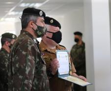 O Governador Carlos Massa Ratinho Junior recebe, nesta quinta-feira (24),  a medalha Exercito Brasileiro no Forte do Pinheirinho.  Curitiba, 24/09/2020. Foto: Geraldo Bubniak/AEN