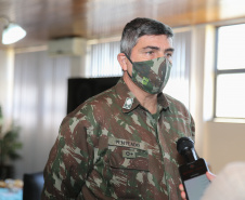 O Governador Carlos Massa Ratinho Junior recebe, nesta quinta-feira (24),  a medalha Exercito Brasileiro no Forte do Pinheirinho.  Curitiba, 24/09/2020. Foto: Geraldo Bubniak/AEN