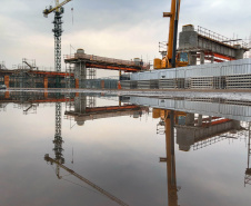 As obras da Ponte da Integração, em Foz do Iguaçu, no Oeste do Estado, atingiram 34% no final de setembro. O projeto é uma parceria entre a usina, o Governo do Estado e o governo federal. A gestão da obra é feita pela Secretaria da Infraestrutura e Logística do Paraná