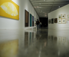 Exposição com obras do acervo é destaque em oficina e mediação no Oscar Niemeyer-Foto : Jonathan Campos / AEN