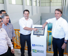 O governador Carlos Massa Ratinho Junior participou nesta sexta-feira (06), ao lado presidente da República Jair Bolsonaro, da inauguração da Pequena Central Hidrelétrica (PCH) Bedim, em Renascença, no Sudoeste do Paraná. 