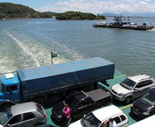 Duas empresas disputam a concessão do ferry-boat de Guaratuba
. Foto:DER