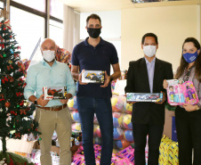Mais de 1,5 mil brinquedos arrecadados pela Segurança Pública são entregues ao projeto Natal Voluntário. Foto:SESP
