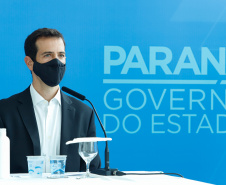 Paraná vai começar em 18 de fevereiro em formato híbrido. 
A confirmação do calendário escolar foi feita pelo governador Carlos Massa Ratinho Junior durante entrevista coletiva, nesta terça-feira (15), no Palácio Iguaçu.