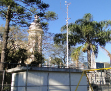 As 11 estações atualmente ativas de Monitoramento da Qualidade do Ar no Paraná indicam uma melhora em 2020 dos seus níveis, quando comparado com o ano de 2019. Os equipamentos apresentaram queda na emissão de gases poluentes na atmosfera.  -  Foto: Arquivo AEN
