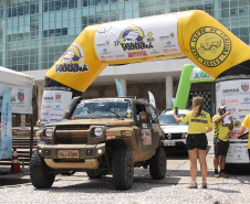 Os 110 veículos, com competidores de 13 estados, percorreram mais de mil quilômetros de estradas de terra e regiões rurais. A competição começou em Foz do Iguaçu, no dia 17 e terminou neste sábado (20) no Palácio Iguaçu, em Curitiba
