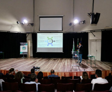 O município de São José dos Pinhais será mais uma cidade-polo da agência do Governo do Estado de promoção e prospecção de novos negócios e investimentos. Termo de cooperação entre a Invest Paraná e o município foi assinado nesta quarta-feira (24).