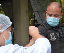 Governo do Estado inicia vacinação das forças de segurança pública - Curitiba, 07/04/2021 - Foto: Divulgação SESP-PR