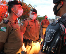 As equipes policiais atuantes pela Operação Pronta Resposta III iniciaram nesta terça-feira (13/04) os trabalhos de policiamento ostensivo e intensificação de ações preventivas na área do 2º Batalhão de Polícia Militar (2º BPM). -  Jacarezinho, 14/04/2021  -  Foto: PMPR/SESP-PR