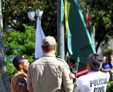 Polícias do Paraná reverenciam patriotismo e defesa da democracia ao comemorar o Dia do Tiradentes.  -  Curitiba, 21/04/2021  -  Foto: SESP/PR
