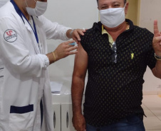 Vacinação de professores.Umuarama. Foto:SEED