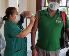 Vacinação de professores.Paranaguá. .Foto:SEED