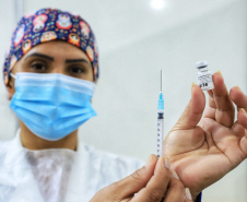 Paraná chega a 7,5 milhões de doses de vacina aplicadas e passa para a 5o posição no País   Foto: Jose Fernando Ogura /AEN
