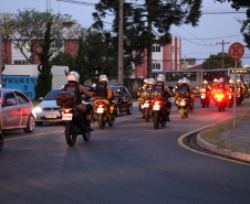 A moto é um dos veículos mais democráticos do brasileiro e alia custo benefício com praticidade num trânsito cada vez mais intenso no meio urbano.  -  Foto: Soldado Ismael Ponchio