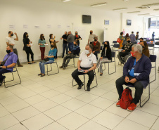Agência do Trabalhador de Curitiba promove ação para empregar pessoas acima de 50 anos. Fotos:Ari Dias/AEN.