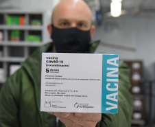 Paraná receberá mais 182,1 mil vacinas contra a Covid-19 nesta segunda-feira
. Foto: Américo Antonio/SESA