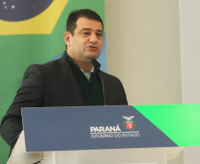 O vice governador Darci Piana participa  nesta quarta-feira  (20) do lançamento de programa de cursos de atualização profissional e de especialização nas áreas de Polícia Comunitária, Mediação de Conflitos e Análise Criminal para 6,2 mil profissionais de todo o Paraná,  no Palacio Iguacu.  Na foto o Deputado Alexandre Amaro . Curitiba, 20/10/2021 -  Foto: Geraldo Bubniak/AEN