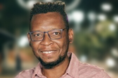 UEL titula primeiro doutor haitiano