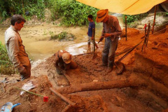  SECC - Documentário mostra resgate de canoa indígena 