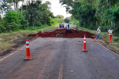 Rodovia em Tamboara é interditada devido à danos causados pelas chuvas 