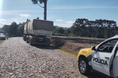 Operação Fumageiras fiscaliza mercadorias com notas fiscais falsas na região de Guarapuava