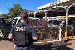 Polícia Militar apreende 1,5 tonelada de droga e munições no Oeste