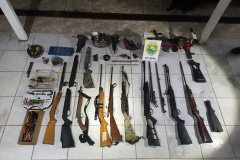 Polícia Militar prende mulher suspeita de fabricar armas de fogo na Região Metropolitana de Curitiba