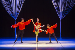 Espetáculo da Escola de Dança em 11 de novembro
