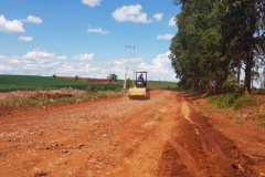 PR-553 Assinado o contrato de conservação da rodovia entre Mamborê e Luiziana 