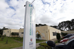 A Escola de Saúde Pública do Paraná (ESPP) está com inscrições abertas para o curso presencial de Especialização em Saúde Pública, que será realizado nas sedes das Regionais de Saúde de Guarapuava e Londrina. 