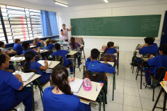 O ano letivo de 2019 começa em 14 de fevereiro para um milhão de alunos matriculados na rede estadual de ensino do Paraná.  - Foto Jonas Oliveira/AENPr